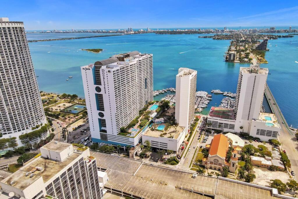 Shades Of Miami Sky Penthouse! Newly Renovated Apartment Exterior photo